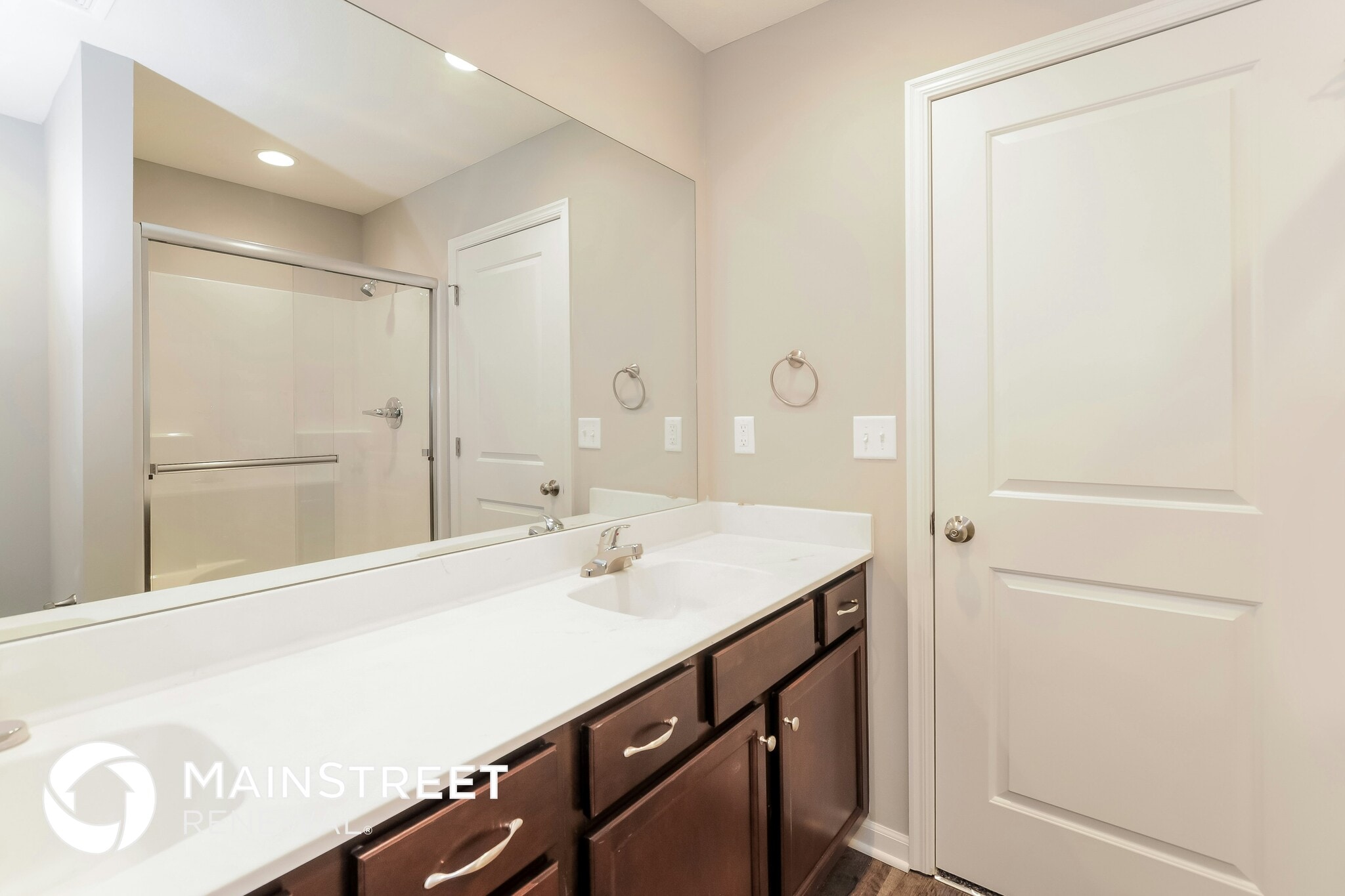 Building Photo - 235 Jenny Ln