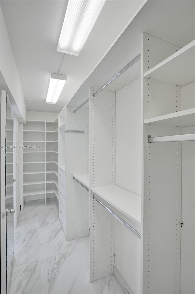 Building Photo - 286 Bal Bay Dr