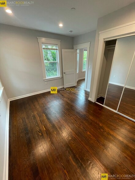 Building Photo - 31-33 Raymond Ave. Unit 33-3