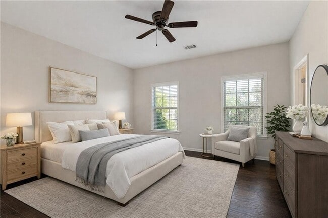 Building Photo - 2836 Broughton Ln SE