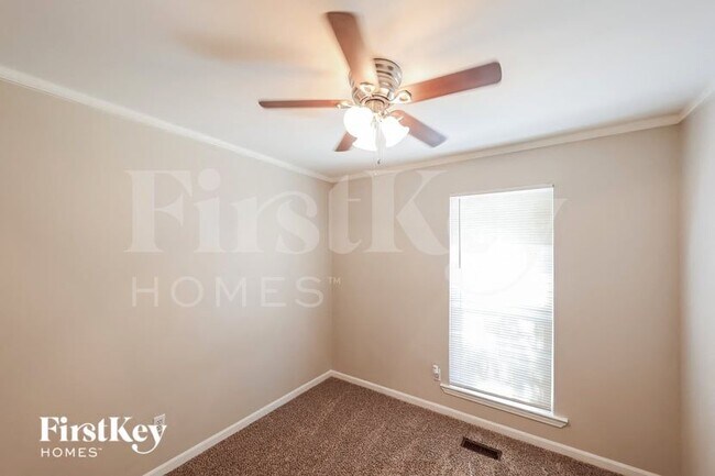 Building Photo - 1521 Cedargate Cir