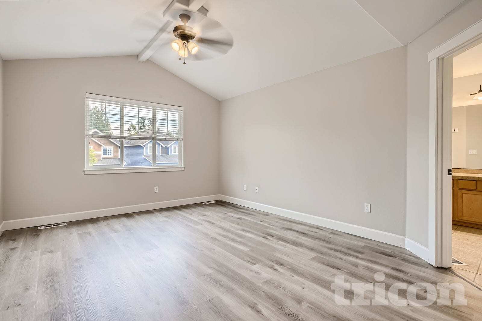 Building Photo - 11805 1st Pl SE