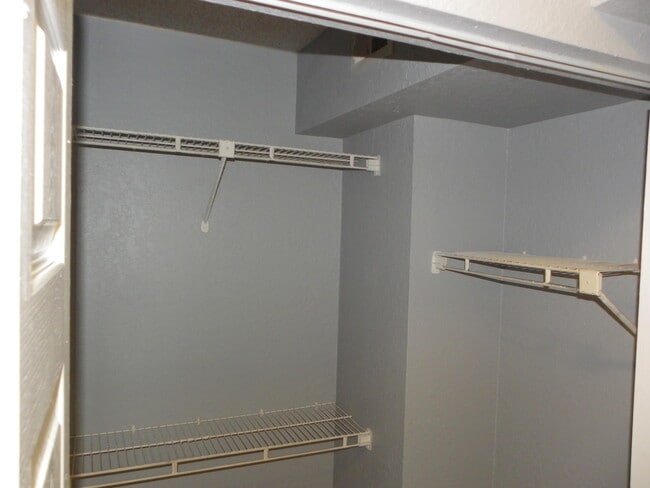 Building Photo - 8116 Severn Dr