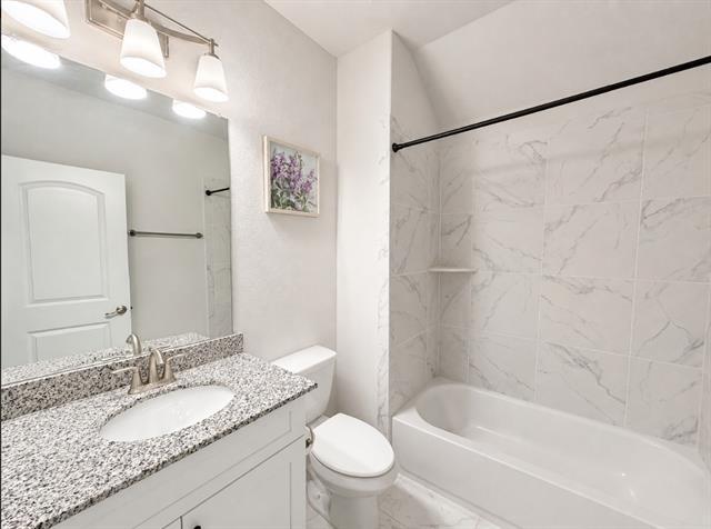 Building Photo - 4852 Purlieu Dr