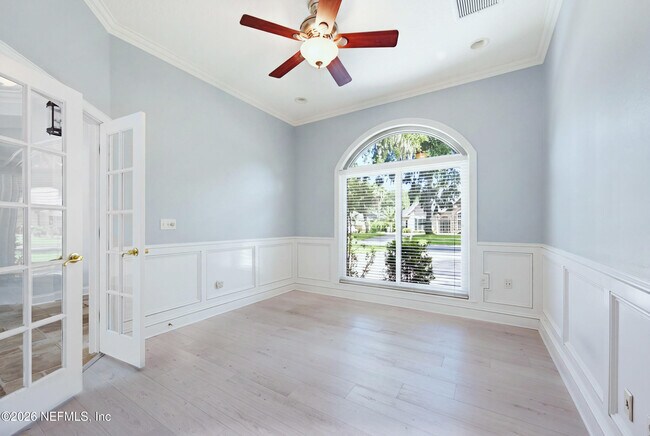 Building Photo - 38 Tallwood Rd