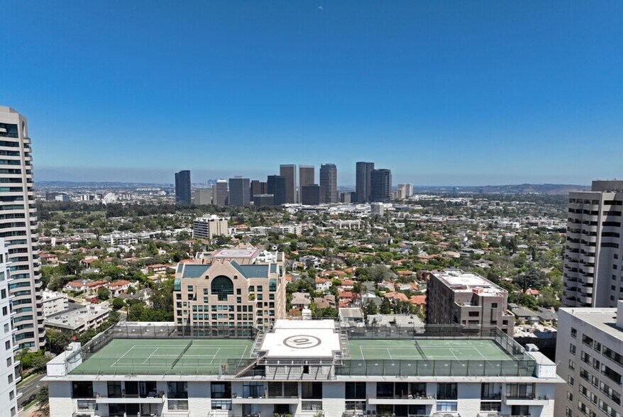 Auerial View Facing North - 10535 Wilshire Blvd