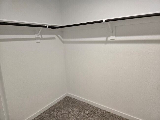 Building Photo - 31710 Carlisle Cv Ct