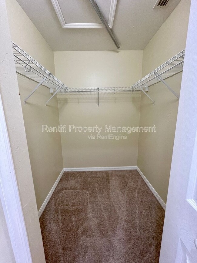 Building Photo - 2901 4th St SW