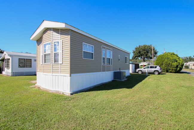 Building Photo - 6991 Fort King Rd