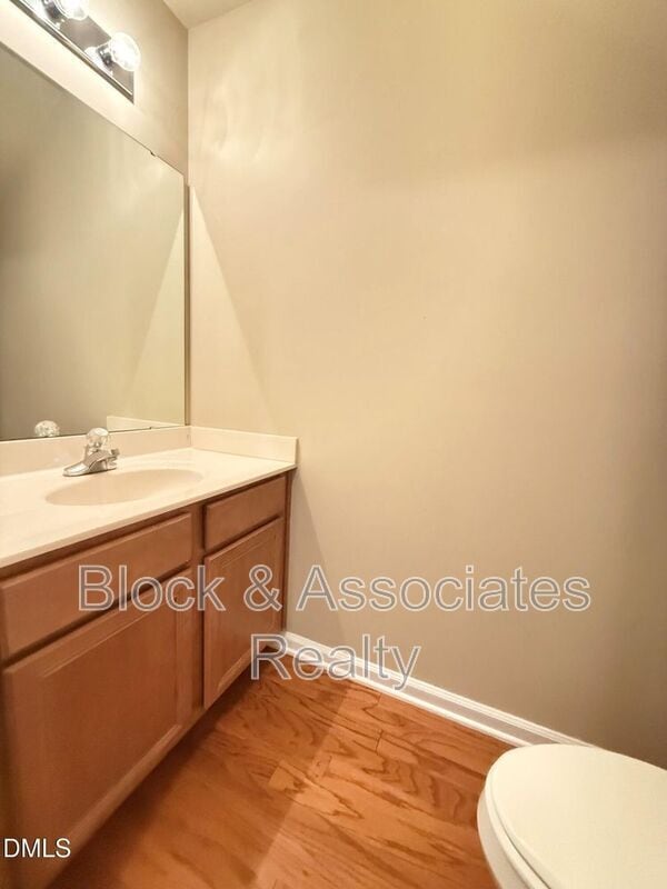 Building Photo - 9911 Cleaver Ct
