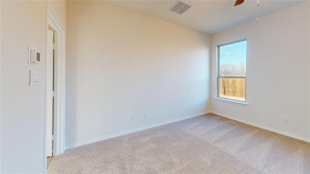 Building Photo - 3941 Oak Crk Cir