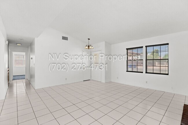 Building Photo - SW!! Spring Valley!! Single Story!!! Covered Patio!!! Fire Place!! Pet Friendly!!! Community Park...