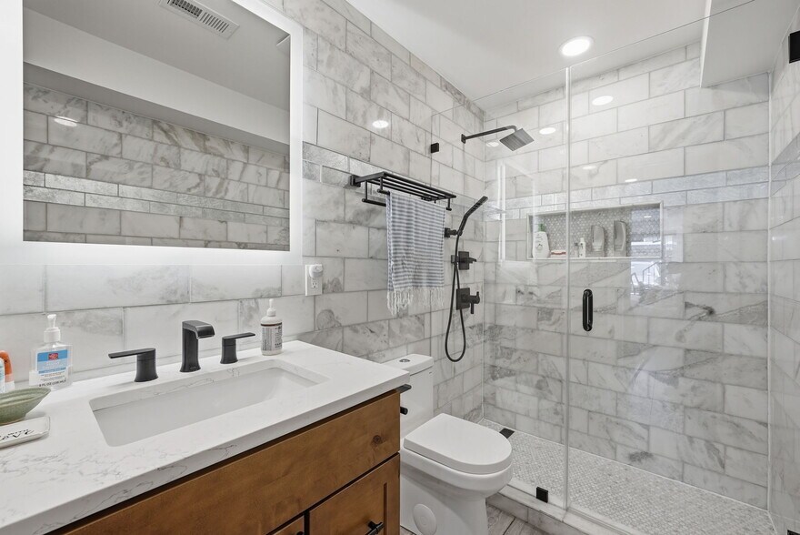 Building Photo - 756 Princeton Pl NW