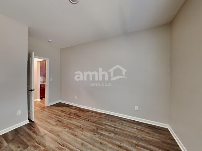 Building Photo - 170 Al Jennah Blvd