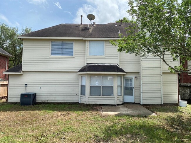 Building Photo - 23122 N Waterlake Dr
