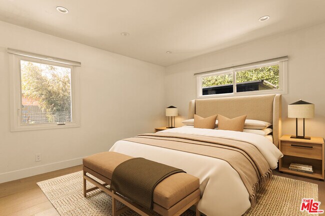 Building Photo - 4841 Don Pio Dr