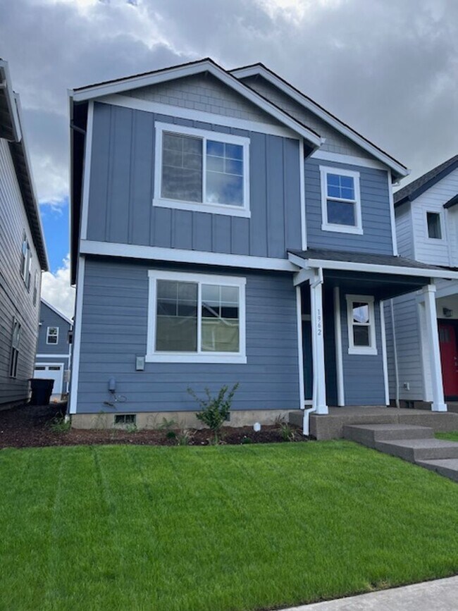 Building Photo - $500 off first month! 4 Bedroom 2.5 Bath Home McMinnville OR