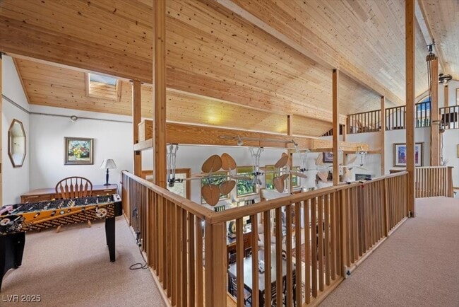 Building Photo - 310 Kris Kringle Rd