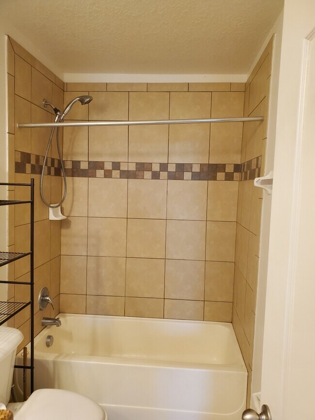 Building Photo - 1836 Eagle Pines Circle