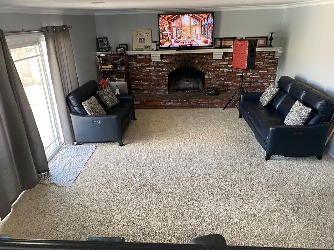 Building Photo - 15375 E La Belle St