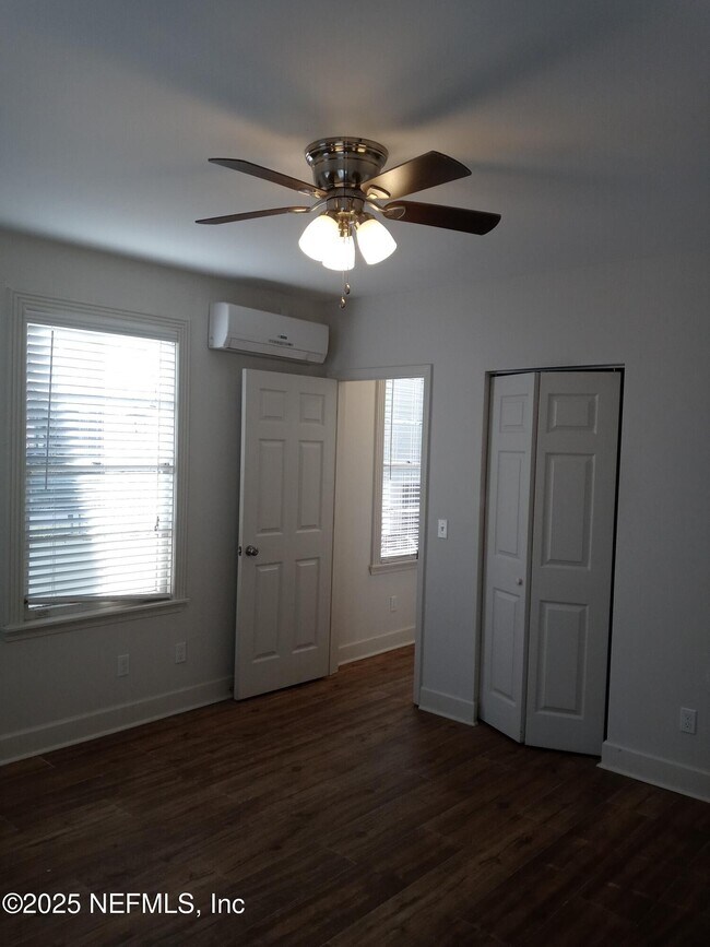 Building Photo - 1641 Larue Ave
