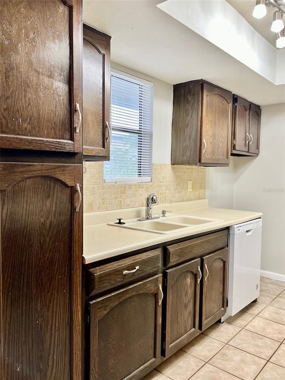 Building Photo - 4371 Aqua Vista Dr