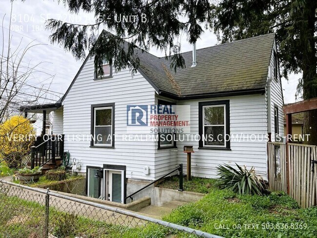 Building Photo - 8104 SE 72nd Ave