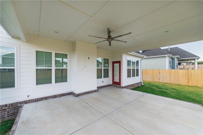 Building Photo - 6417 S 62nd St