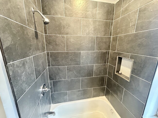 Building Photo - 2323 N 2nd St