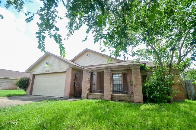 Building Photo - 2607 Harvest Moon Dr