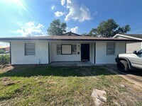 Building Photo - 2420 Ave A