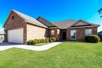 Building Photo - 208 Kennedy Dr