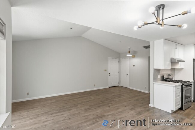 Building Photo - 1 br, 1 bath Condo - 1016 San Gabriel Cir,...