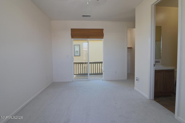 Building Photo - 10890 Serratina Dr