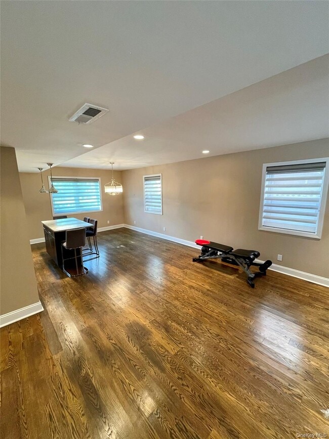 Building Photo - 133-09 Rockaway Beach Blvd