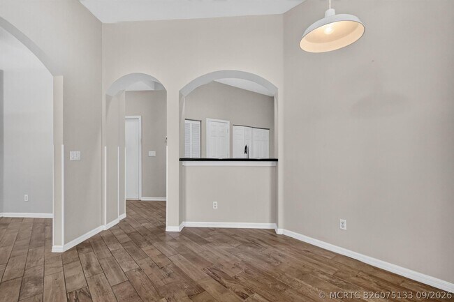 Building Photo - 4948 Fulton St