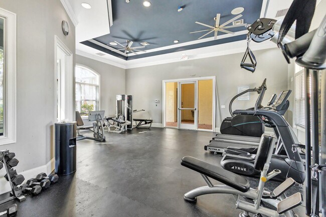 Building Photo - 9833 Baywinds Blvd