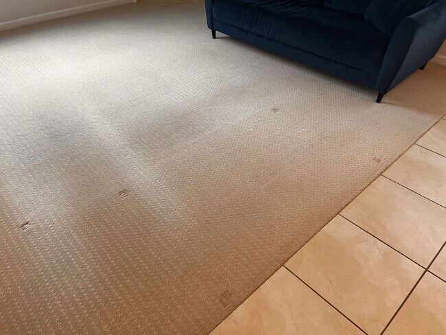 Building Photo - Great looking home and neighborhood in the North Village area close to shopping and freeway access