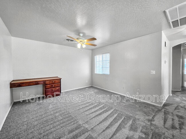 Building Photo - 11365 W Yuma St