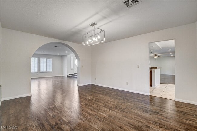 Building Photo - 9405 Mast Dr