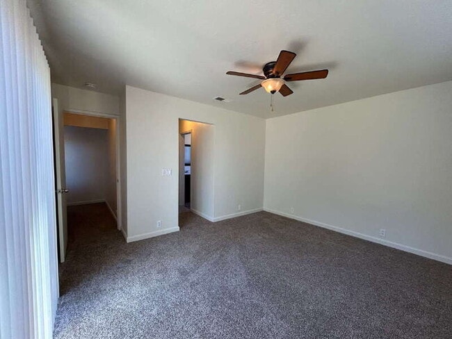 Building Photo - 2213 N Cirby Way