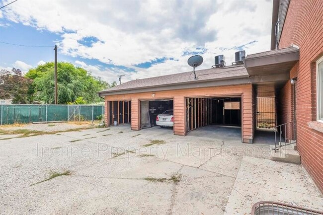 Building Photo - 627 S 500 E