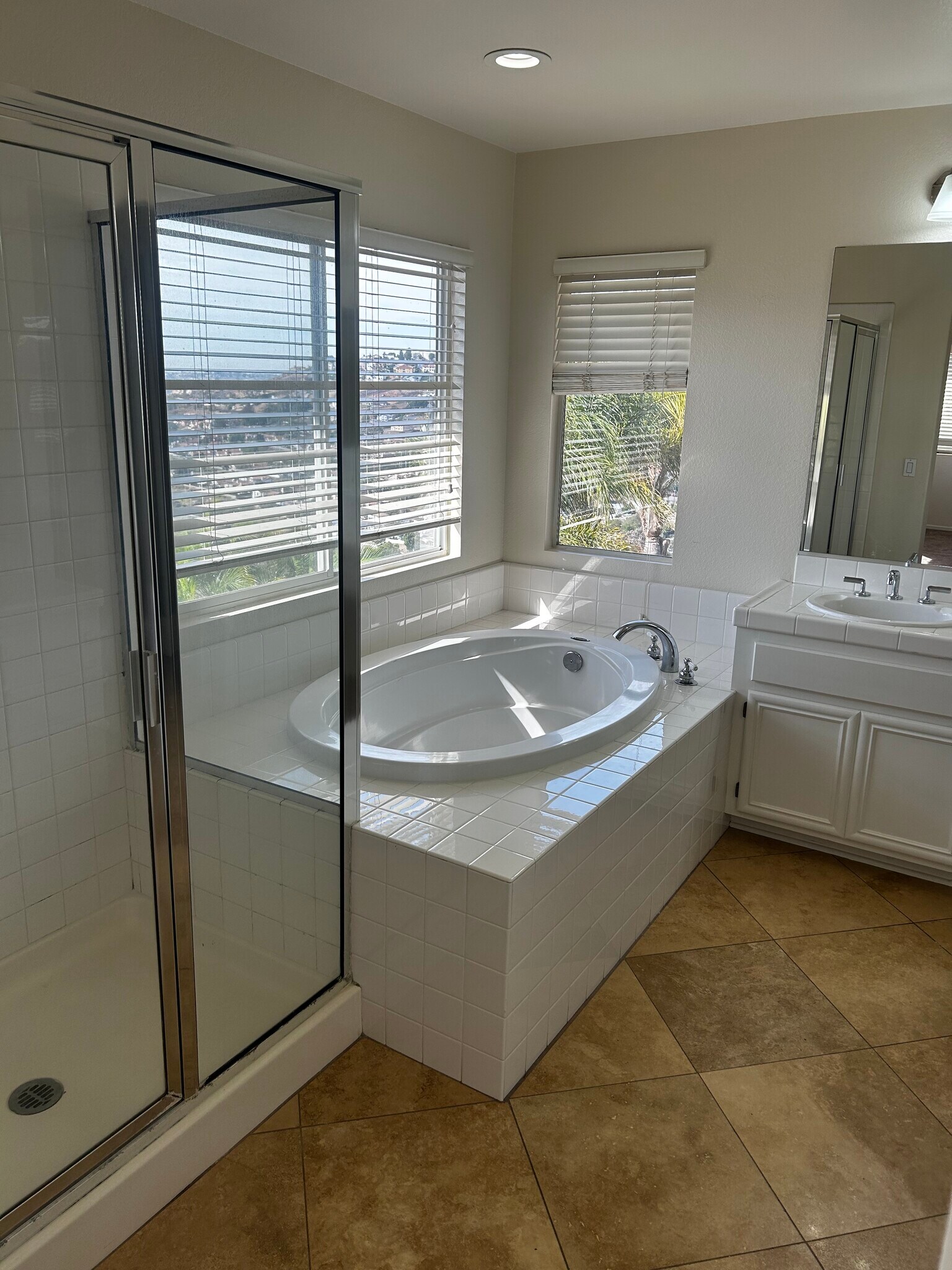 Building Photo - 2544 Fresh Waters Ct