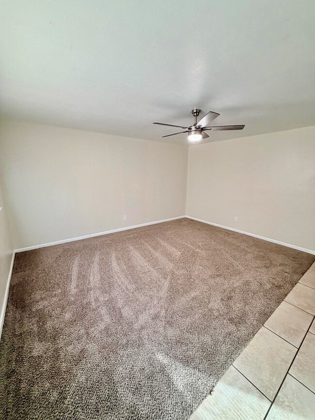 Building Photo - 3701 Spruce Ave