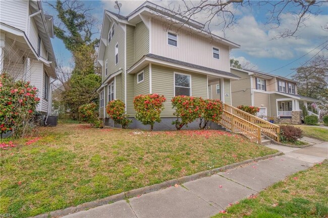 Building Photo - Updated Single Family Home