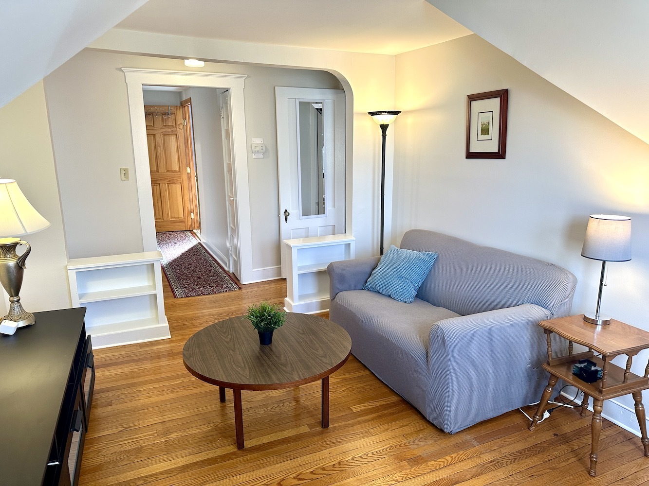 Building Photo - 354 Humphrey St