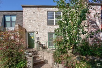 Building Photo - Beautiful 3bed/2bath Home!