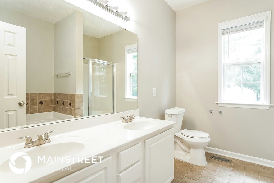 Building Photo - 292 Tomahawk Dr