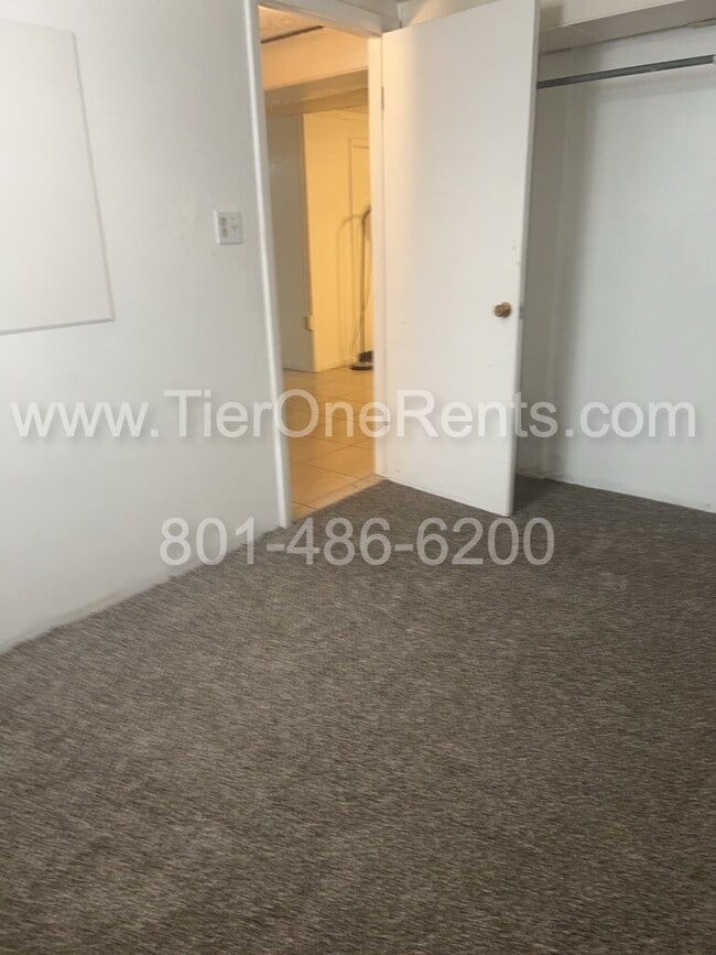 Building Photo - Limited-time offer: $500 off December's RENT