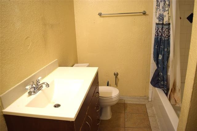 Building Photo - 1806 Family Cir